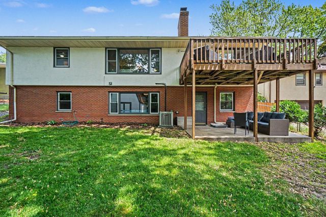 3404 Silver Lake Road NE, Saint Anthony, MN 55418