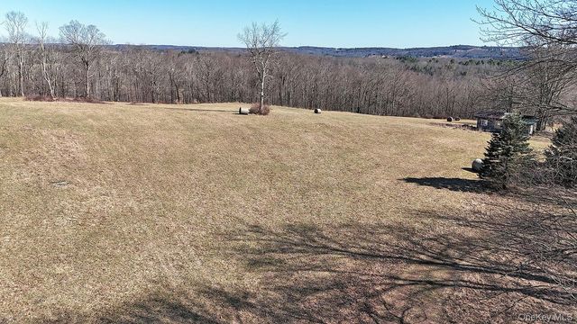 57 Boettger Road, Callicoon, NY 12723