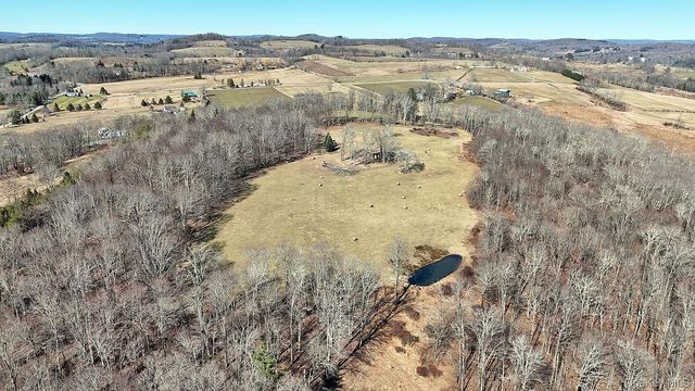 57 Boettger Road, Callicoon, NY 12723