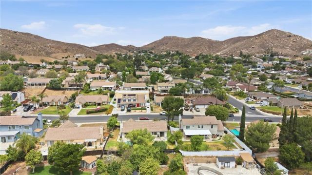 11814 Creighton, Riverside, CA 92505