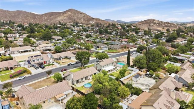 11814 Creighton, Riverside, CA 92505