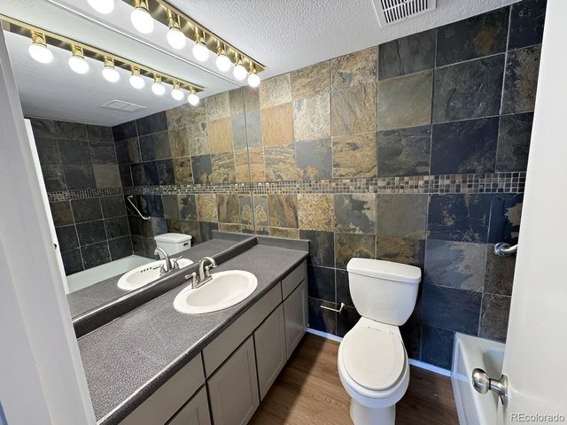 1888 S Jackson St 1107, Denver, CO 80210