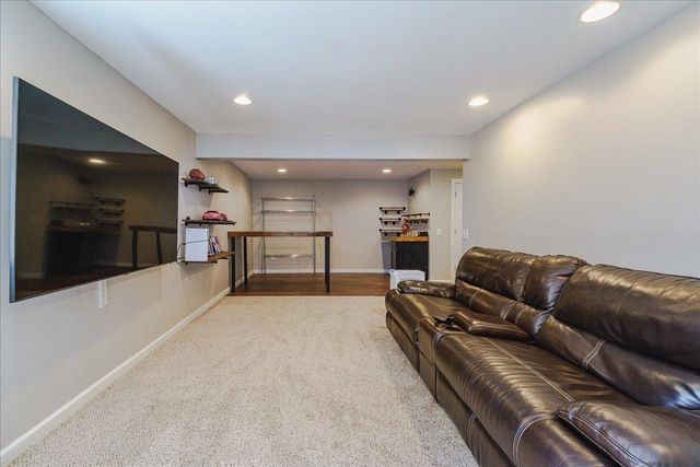 20591 Keystone Avenue, Lakeville, MN 55044