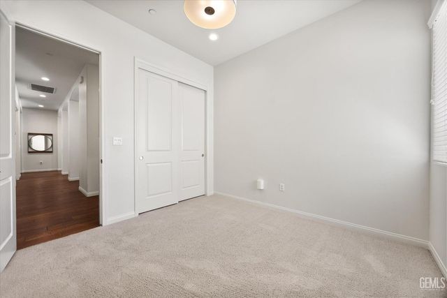2706 Oakley Street, Bakersfield, CA 93311