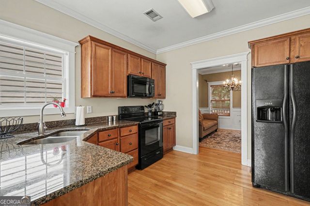 2691 Eisenhower Avenue, Bogart, GA 30622