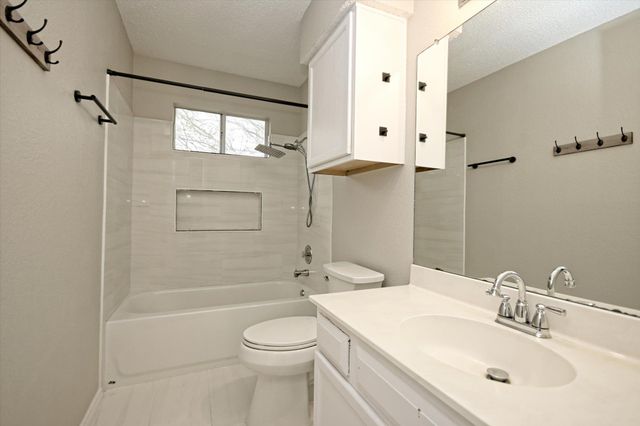 8504 Bismark CV, Austin, TX 78745