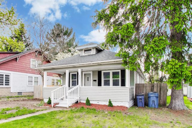 121 Faulknor Street, Michigan City, IN 46360