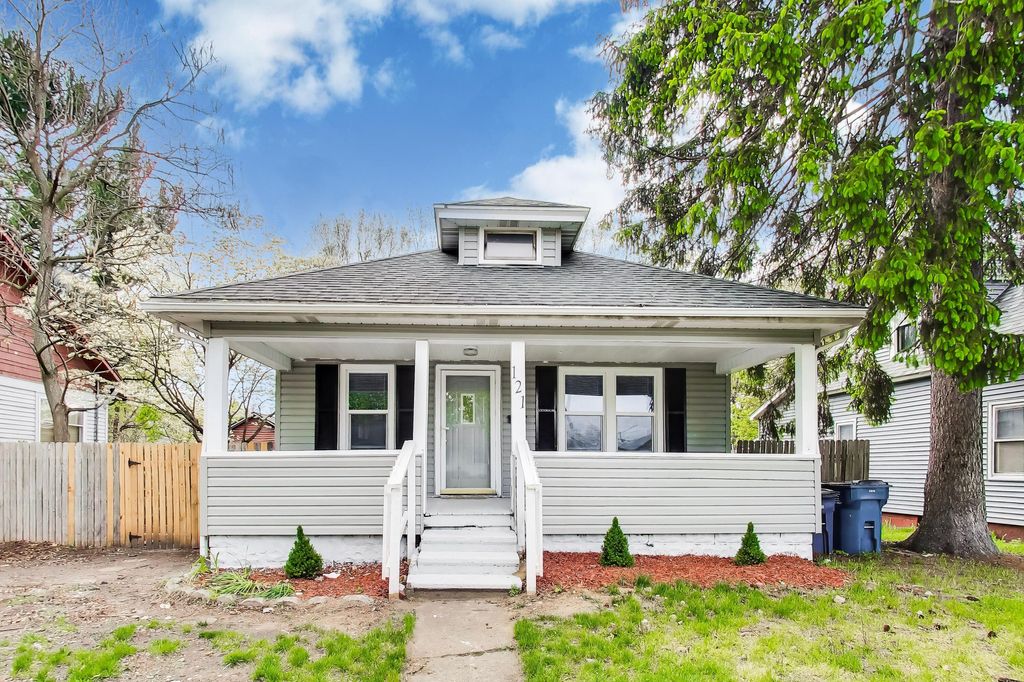 121 Faulknor Street, Michigan City, IN 46360