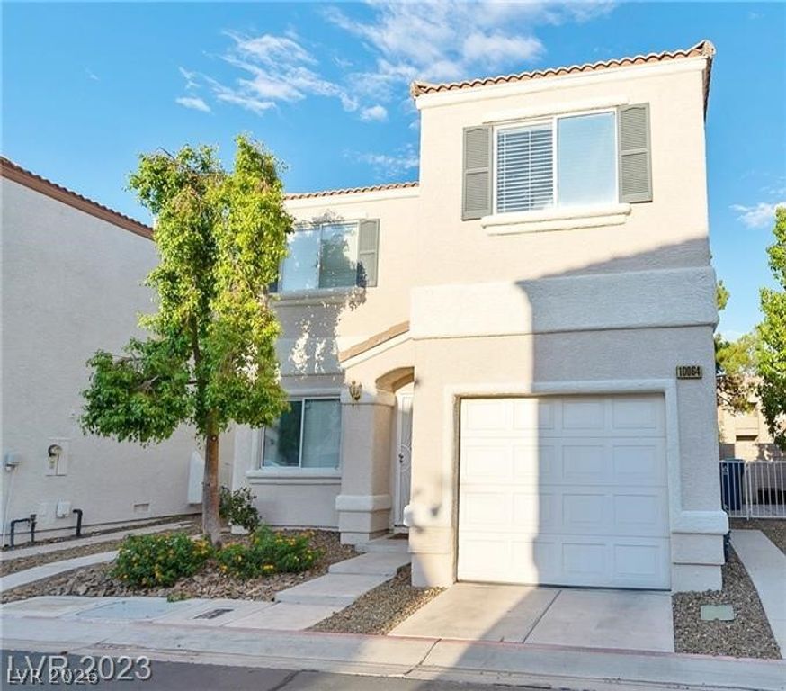 10064 Swimming Hole Street, Las Vegas, NV 89183
