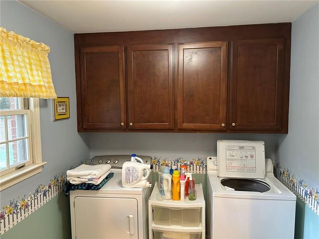 823 Austin Court, Lawrenceville, GA 30046