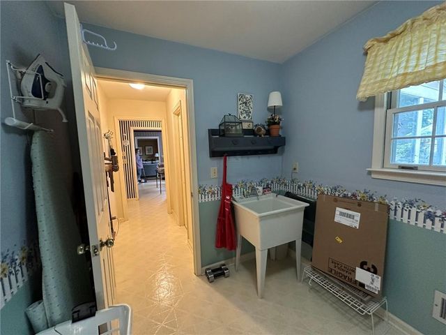 823 Austin Court, Lawrenceville, GA 30046