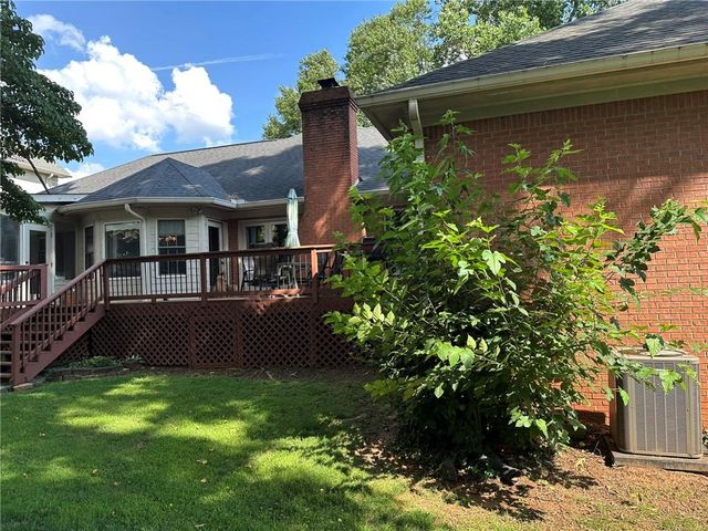 823 Austin Court, Lawrenceville, GA 30046