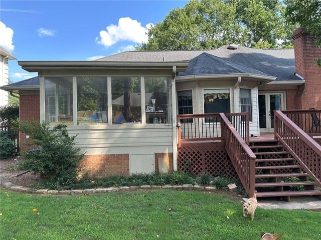 823 Austin Court, Lawrenceville, GA 30046