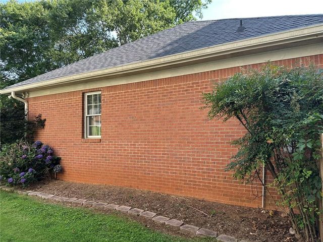823 Austin Court, Lawrenceville, GA 30046