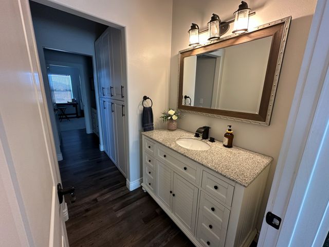 313 Hidden Shores Drive, Cisco, TX 76437