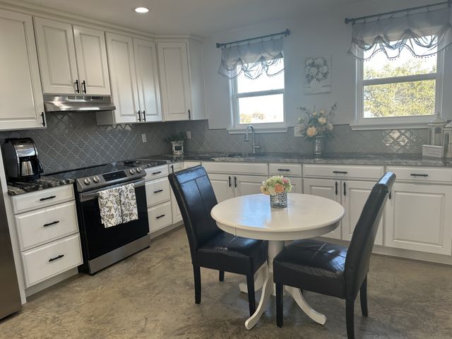 313 Hidden Shores Drive, Cisco, TX 76437