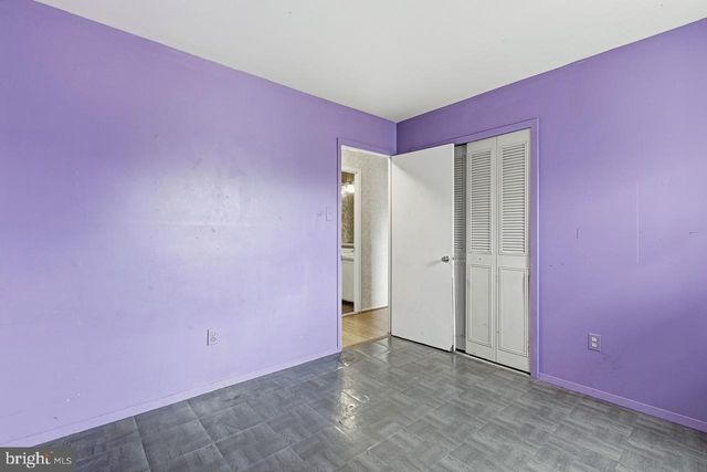 90 TWIN HILL DR, Willingboro, NJ 08046