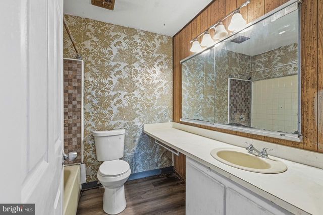 90 TWIN HILL DR, Willingboro, NJ 08046