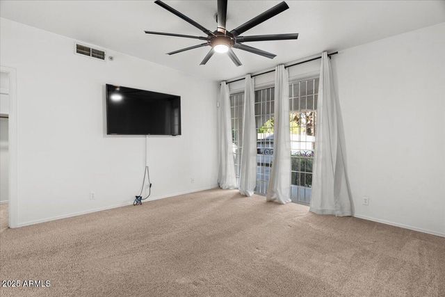 5200 S LAKESHORE Drive 120, Tempe, AZ 85282