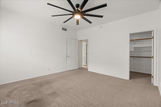 5200 S LAKESHORE Drive 120, Tempe, AZ 85282