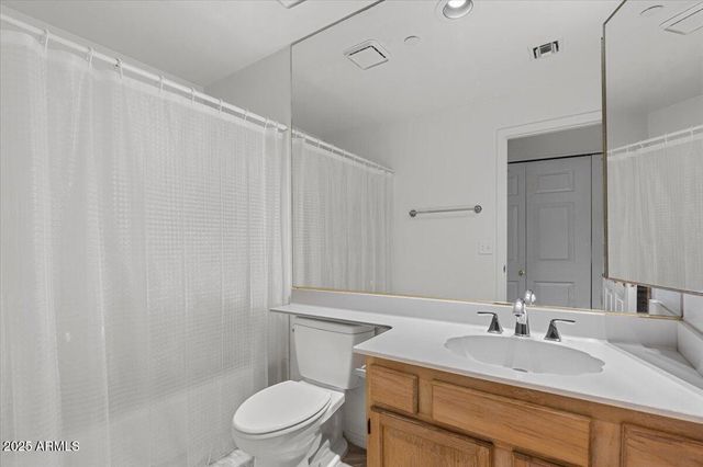 5200 S LAKESHORE Drive 120, Tempe, AZ 85282