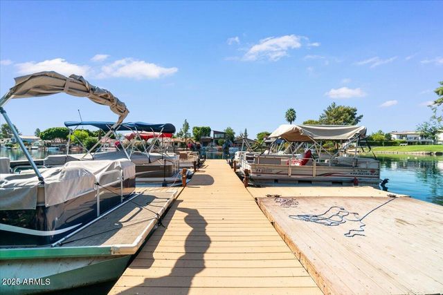 5200 S LAKESHORE Drive 120, Tempe, AZ 85282