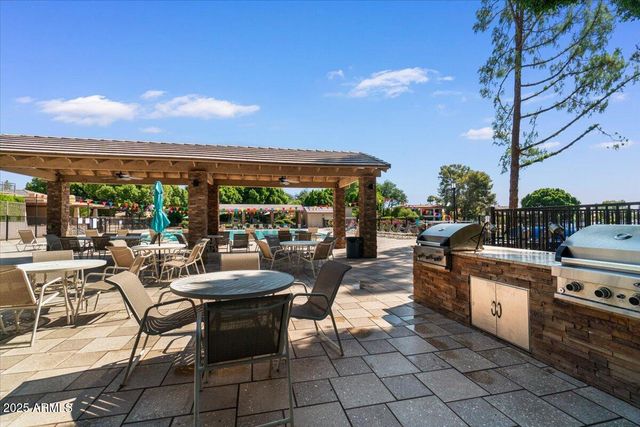 5200 S LAKESHORE Drive 120, Tempe, AZ 85282