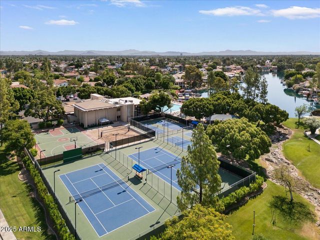 5200 S LAKESHORE Drive 120, Tempe, AZ 85282