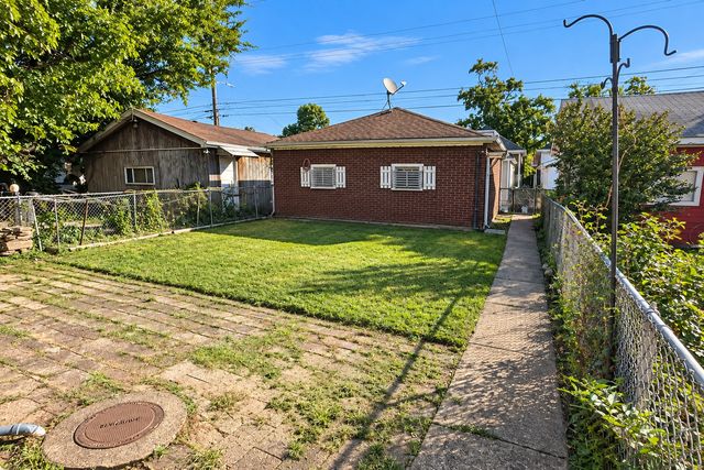 1515 Maple Avenue, Berwyn, IL 60402
