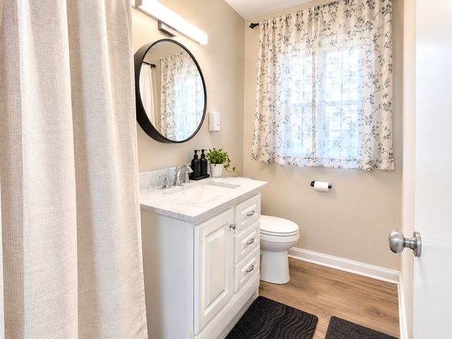 1515 Maple Avenue, Berwyn, IL 60402