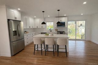 207 Wright Street, Westbury, NY 11590