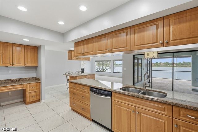 5350 Harborage DR, Fort Myers, FL 33908