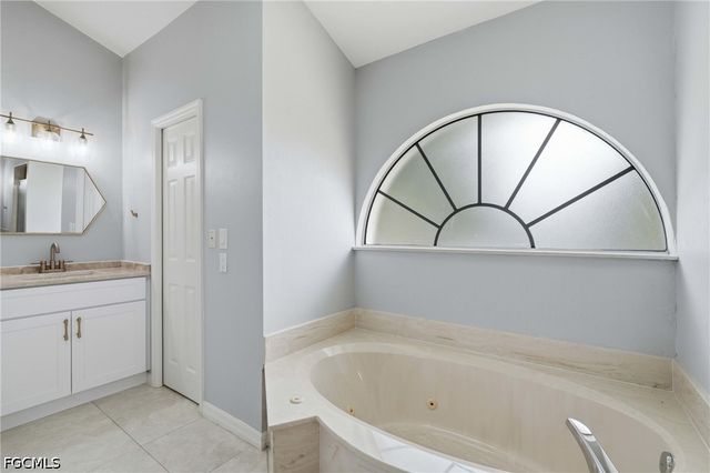 5350 Harborage DR, Fort Myers, FL 33908