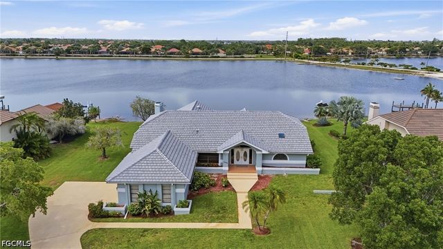 5350 Harborage DR, Fort Myers, FL 33908