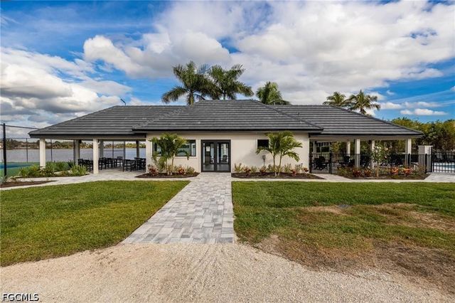 5350 Harborage DR, Fort Myers, FL 33908