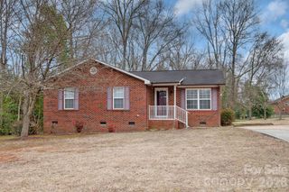 134 E East Avenue, Monroe, NC 28110