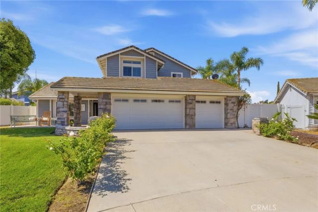 25221 Corte Sur, Murrieta, CA 92563