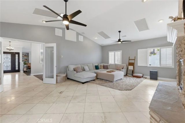 25221 Corte Sur, Murrieta, CA 92563