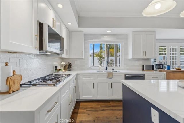 25221 Corte Sur, Murrieta, CA 92563