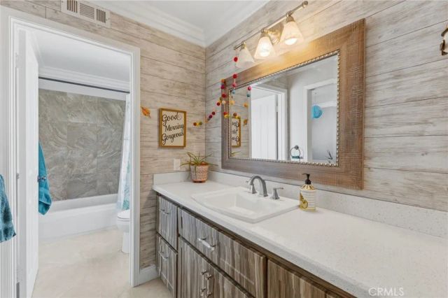 25221 Corte Sur, Murrieta, CA 92563