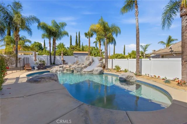 25221 Corte Sur, Murrieta, CA 92563