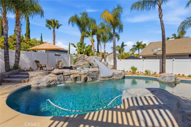 25221 Corte Sur, Murrieta, CA 92563