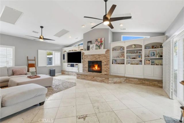 25221 Corte Sur, Murrieta, CA 92563