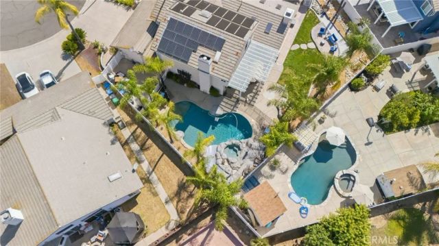 25221 Corte Sur, Murrieta, CA 92563