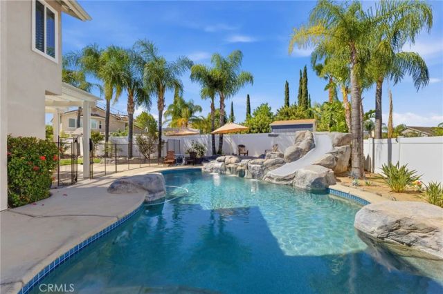 25221 Corte Sur, Murrieta, CA 92563
