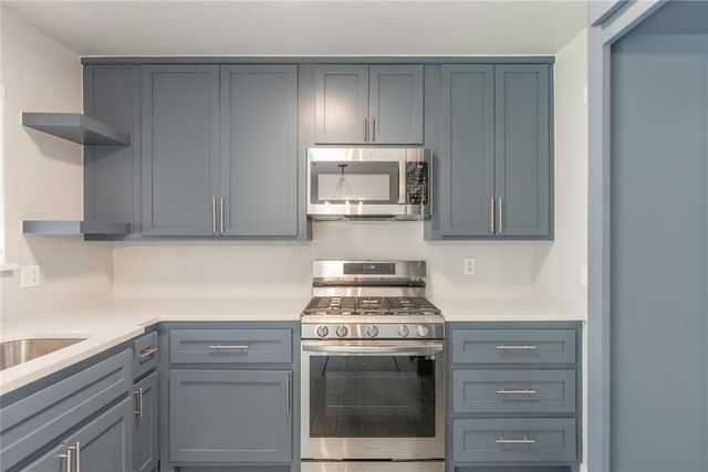 1312 Hickory Lane, Midwest City, OK 73110