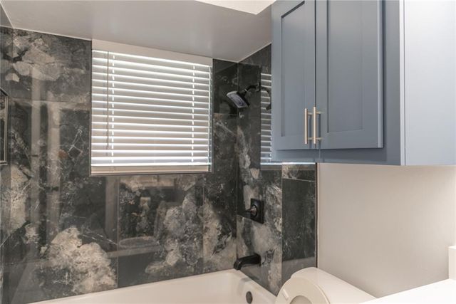 1312 Hickory Lane, Midwest City, OK 73110