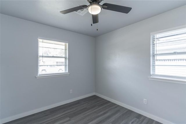 1312 Hickory Lane, Midwest City, OK 73110