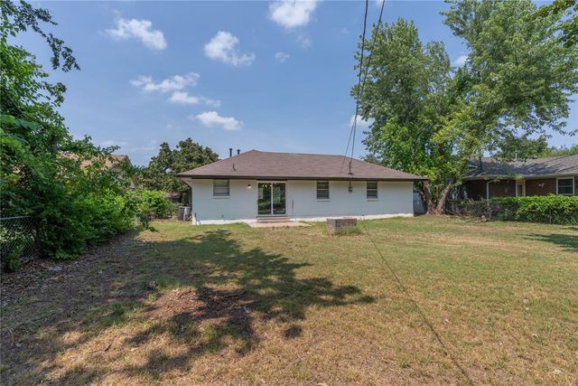 1312 Hickory Lane, Midwest City, OK 73110