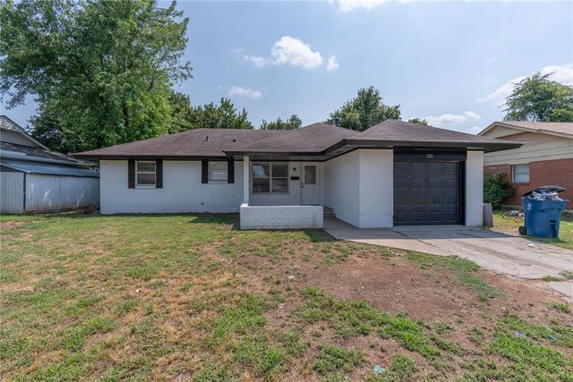 1312 Hickory Lane, Midwest City, OK 73110